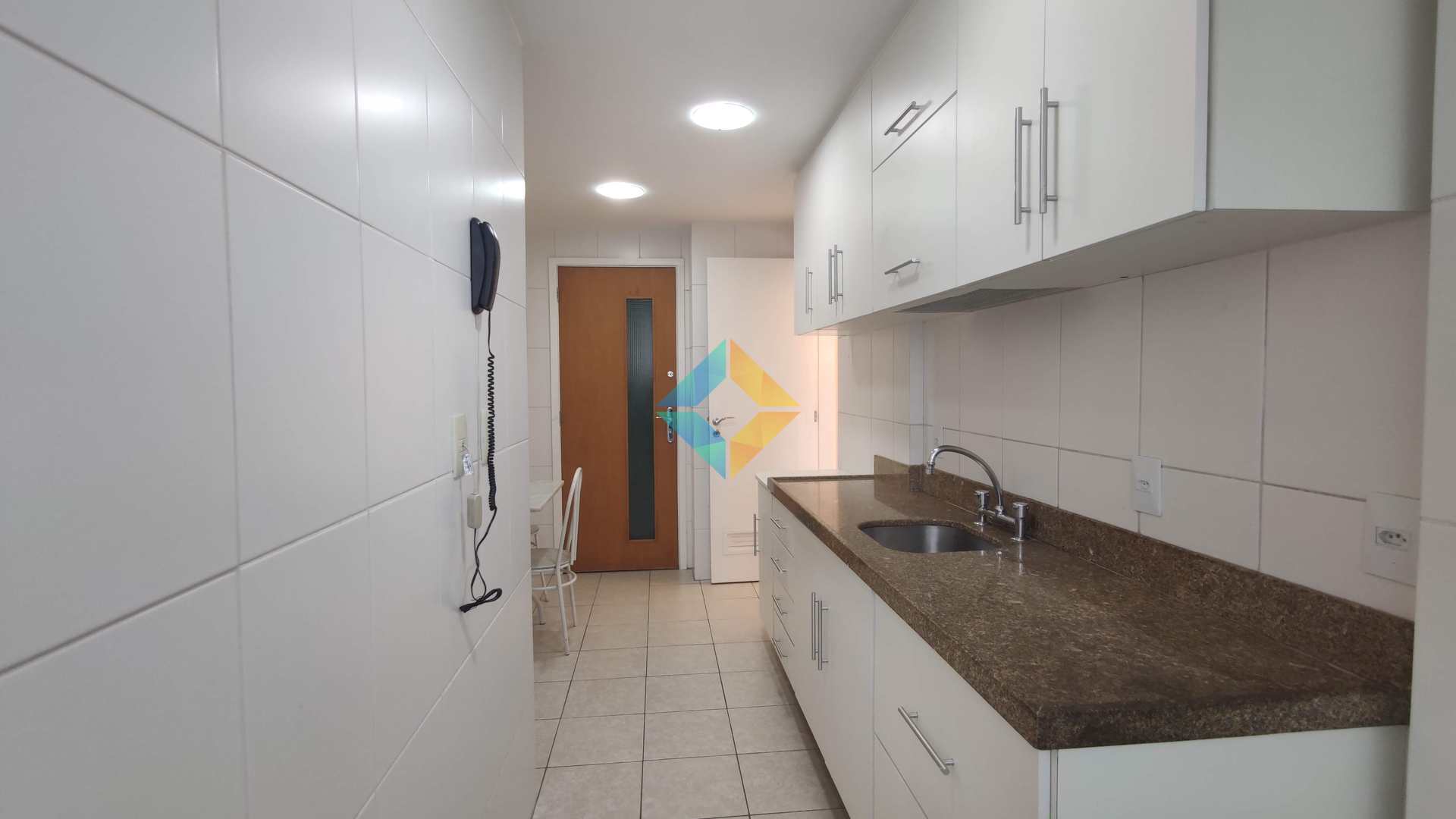 Apartamento à venda com 2 quartos, 90m² - Foto 28