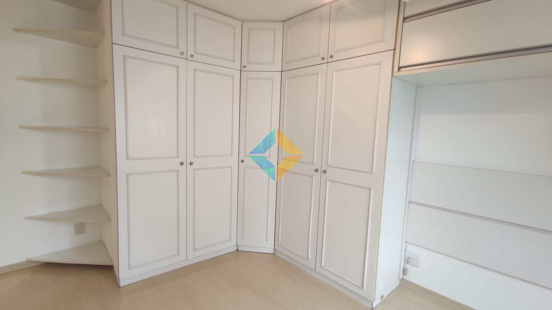 Apartamento à venda com 2 quartos, 90m² - Foto 18