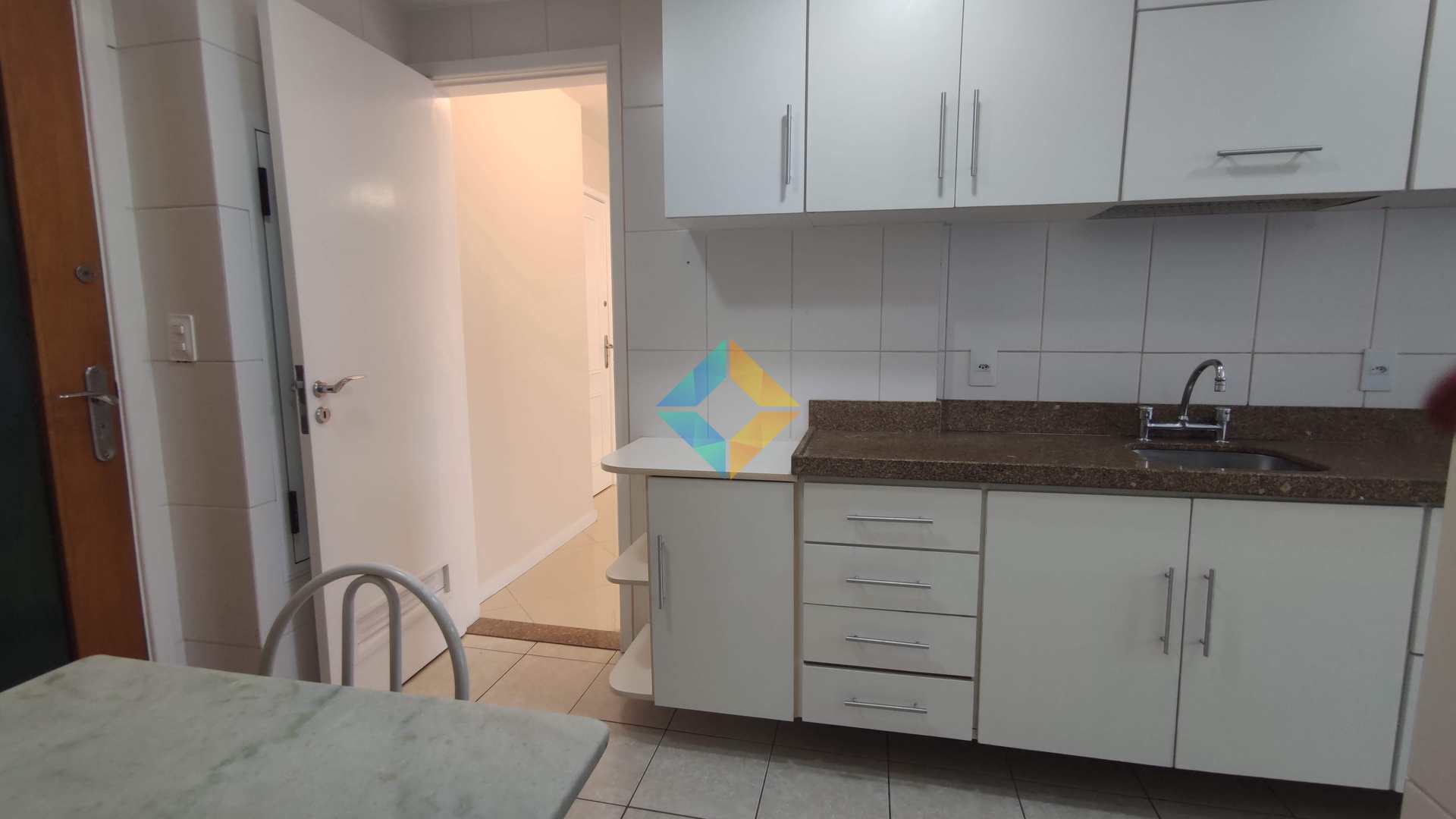 Apartamento à venda com 2 quartos, 90m² - Foto 31