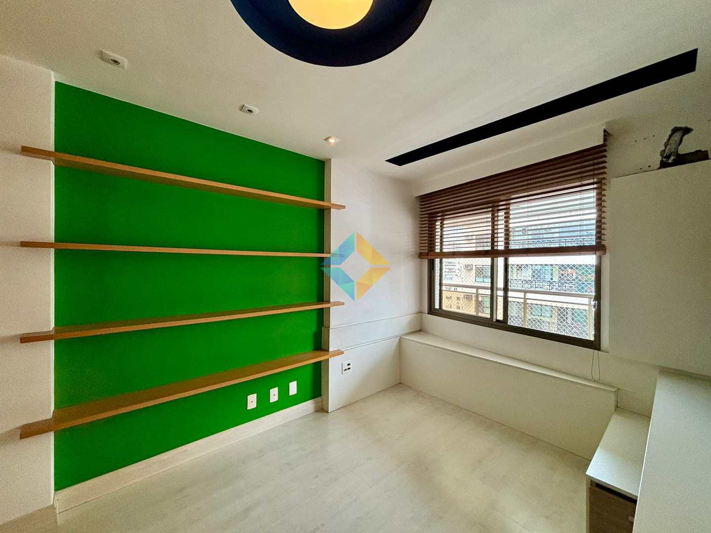 Apartamento à venda com 4 quartos, 150m² - Foto 21