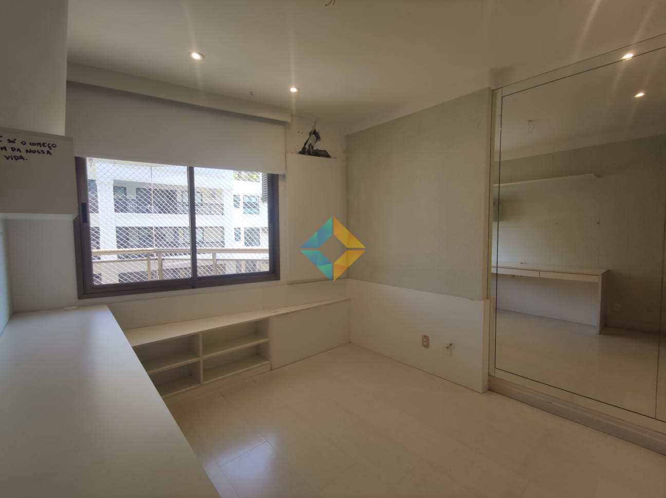 Apartamento à venda com 4 quartos, 150m² - Foto 27