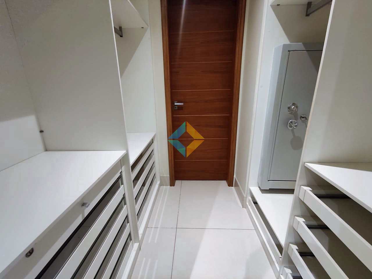 Apartamento à venda com 4 quartos, 140m² - Foto 20