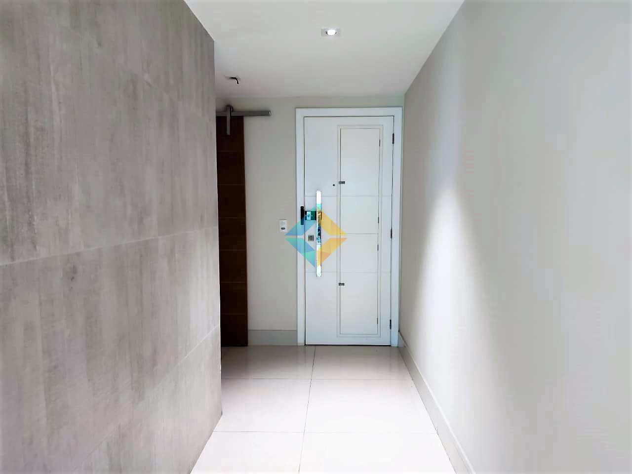 Apartamento à venda com 4 quartos, 140m² - Foto 28