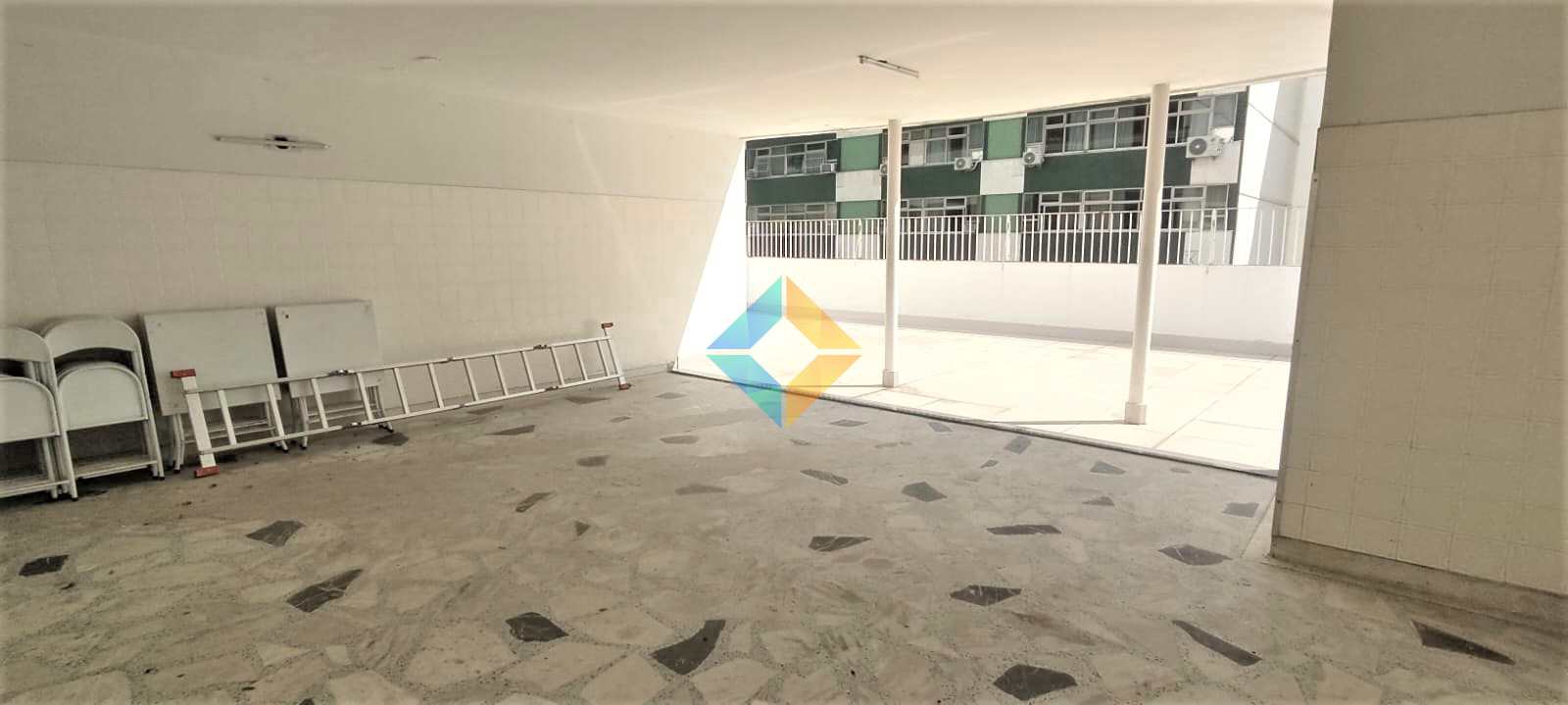 Apartamento à venda com 3 quartos, 140m² - Foto 18