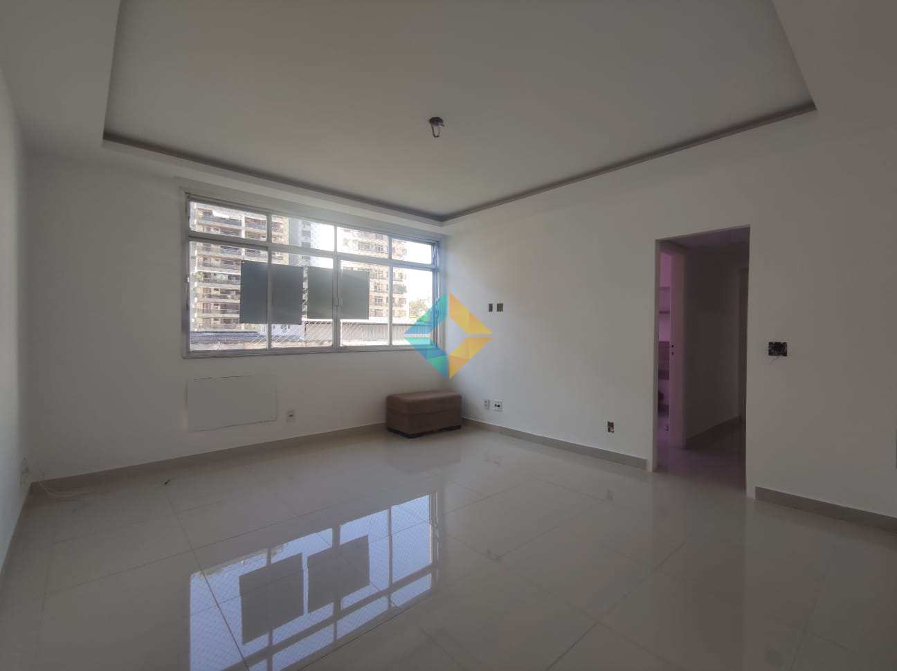 Apartamento à venda com 4 quartos, 110m² - Foto 3