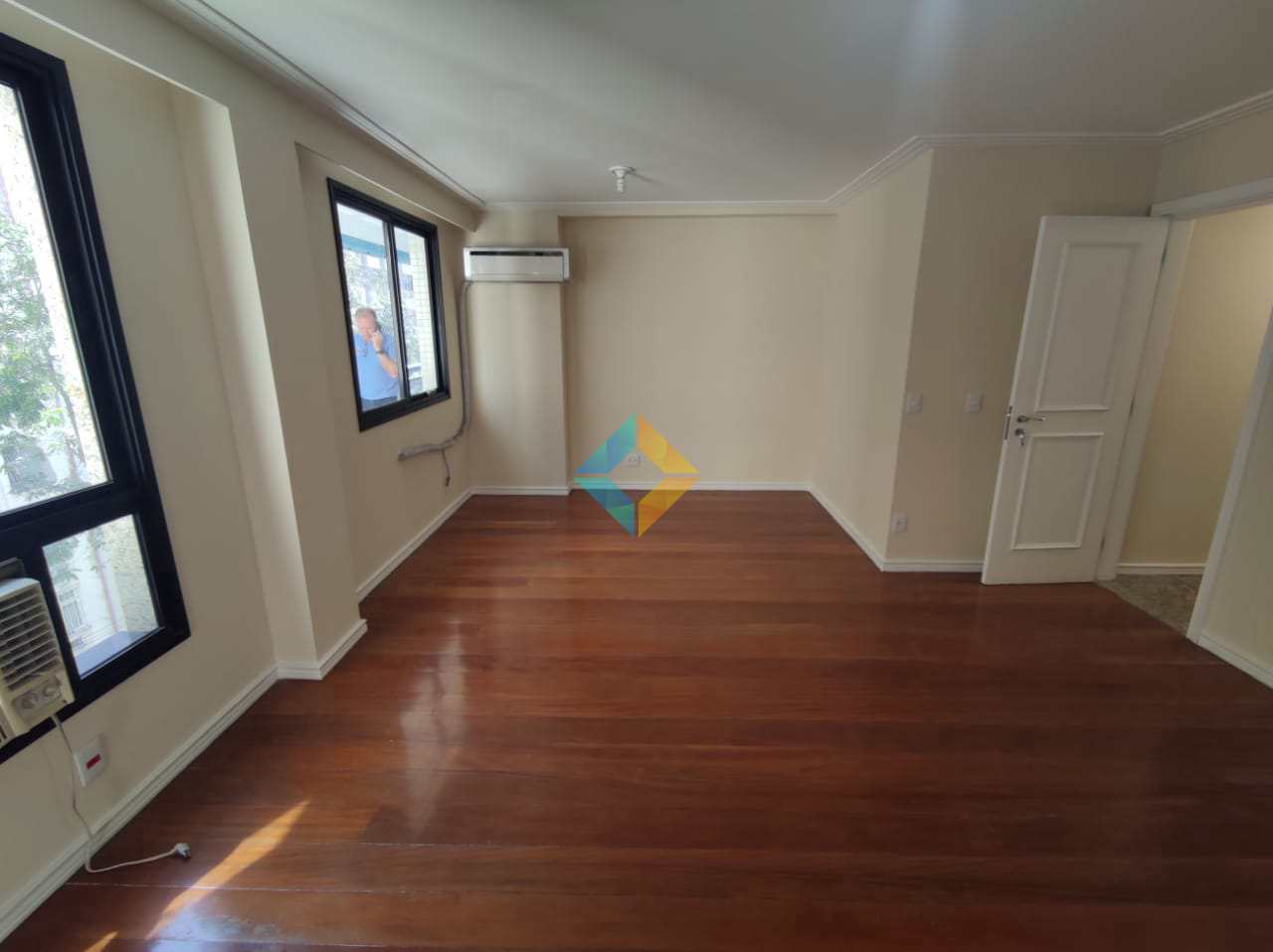 Apartamento para alugar com 3 quartos, 150m² - Foto 25