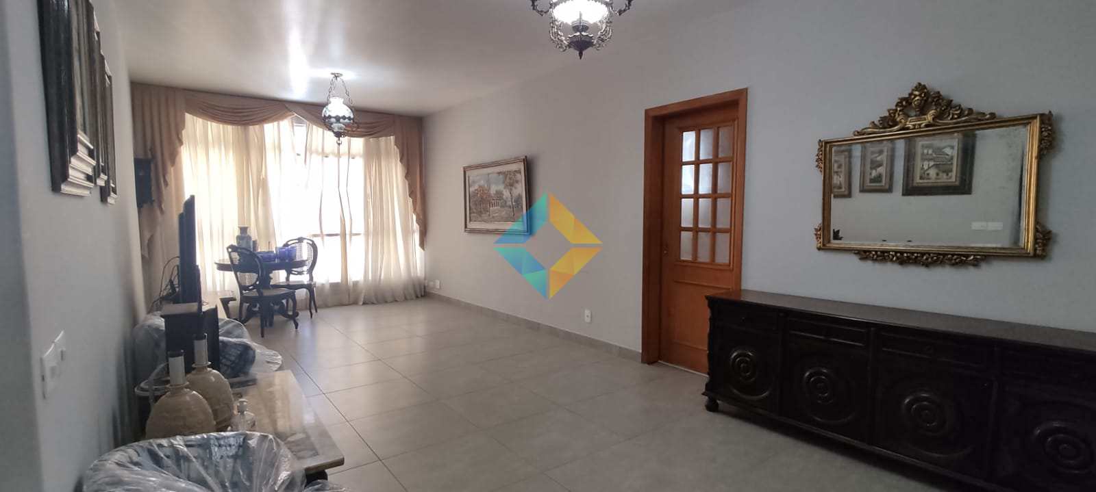 Apartamento à venda com 3 quartos, 120m² - Foto 1