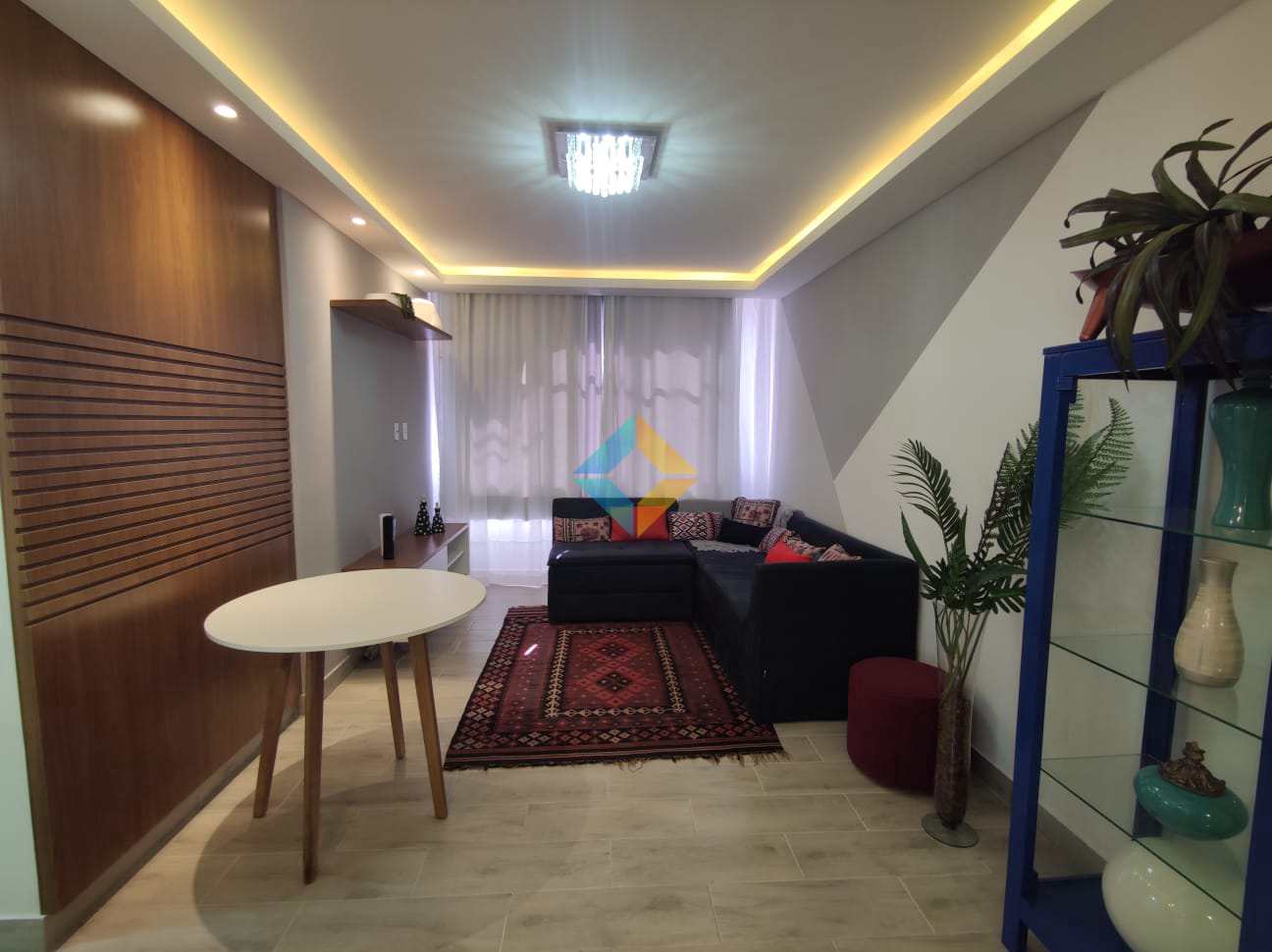 Apartamento à venda com 2 quartos, 85m² - Foto 2