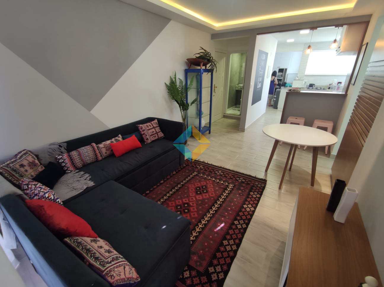 Apartamento à venda com 2 quartos, 85m² - Foto 4