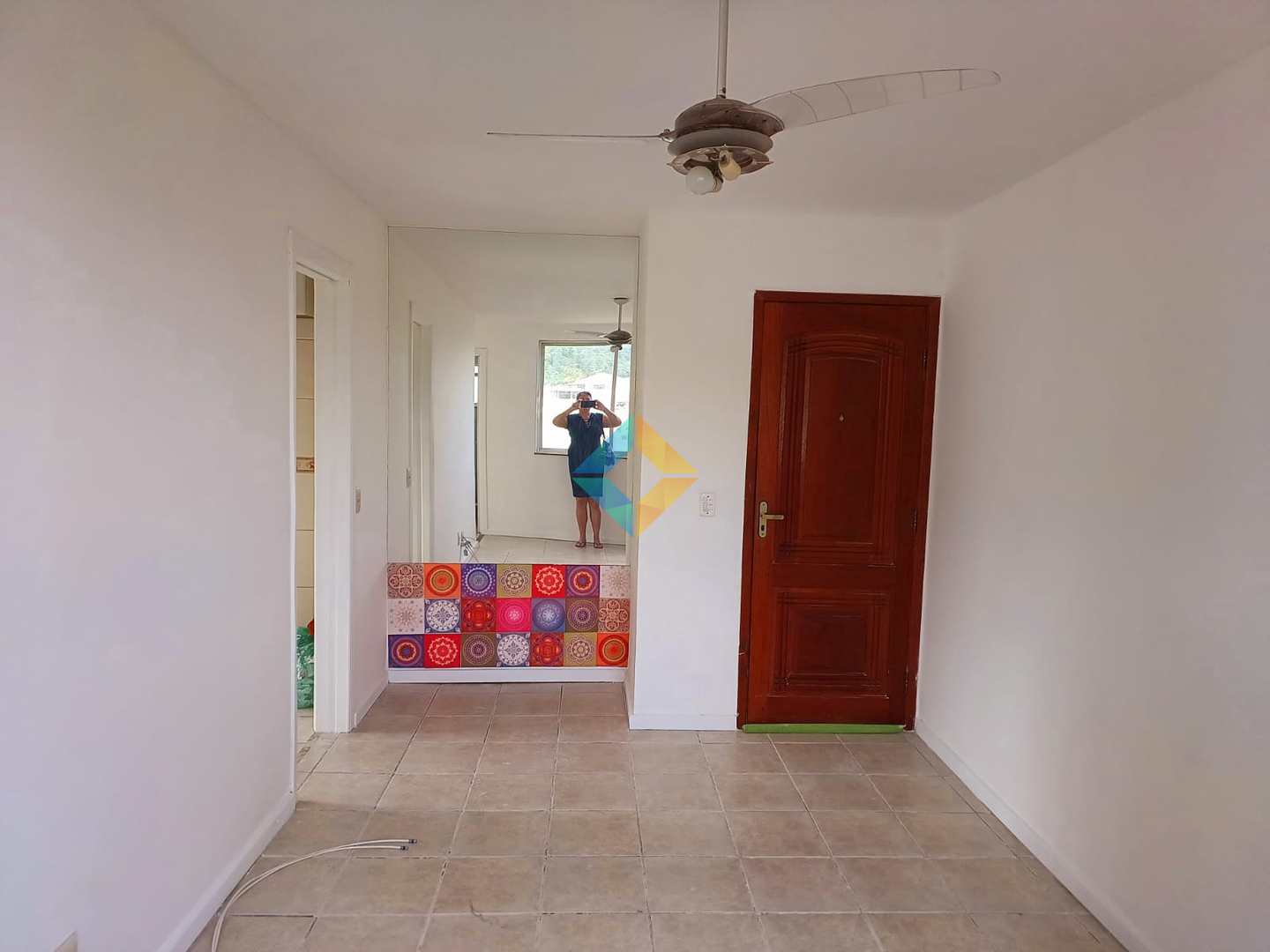 Apartamento à venda com 2 quartos, 46m² - Foto 2