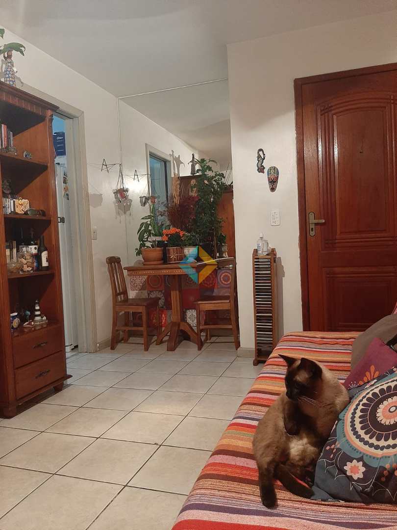 Apartamento à venda com 2 quartos, 46m² - Foto 1