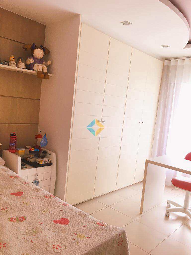 Apartamento à venda com 4 quartos, 150m² - Foto 8