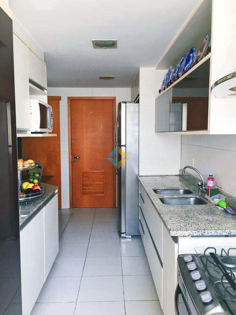 Apartamento à venda com 4 quartos, 150m² - Foto 14