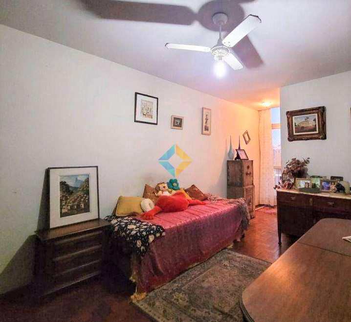 Apartamento à venda com 3 quartos, 136m² - Foto 14