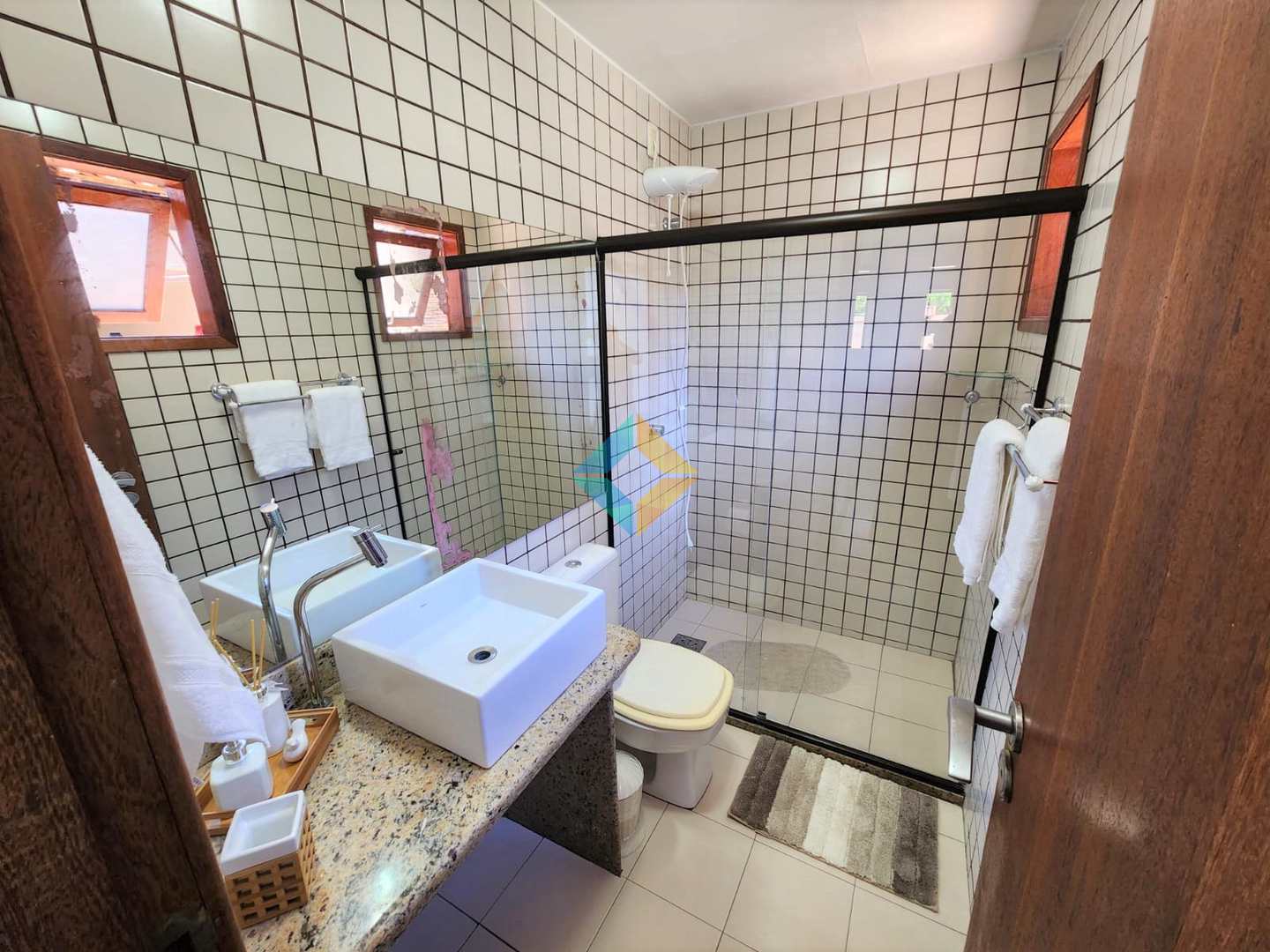 Casa à venda com 3 quartos, 200m² - Foto 18