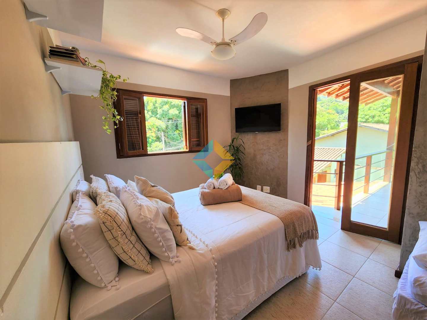 Casa à venda com 3 quartos, 200m² - Foto 15