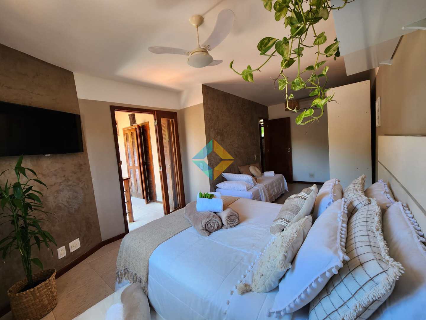 Casa à venda com 3 quartos, 200m² - Foto 10