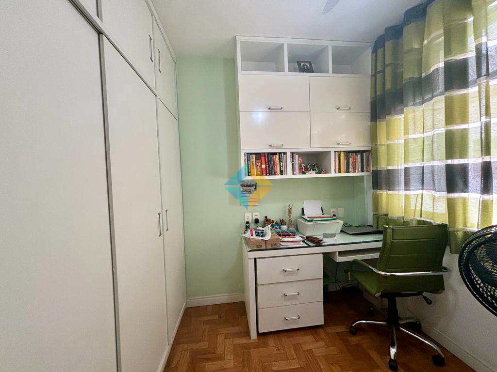 Apartamento à venda com 2 quartos, 70m² - Foto 11