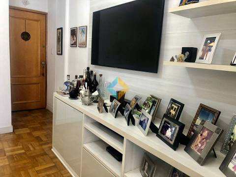 Apartamento à venda com 2 quartos, 70m² - Foto 7