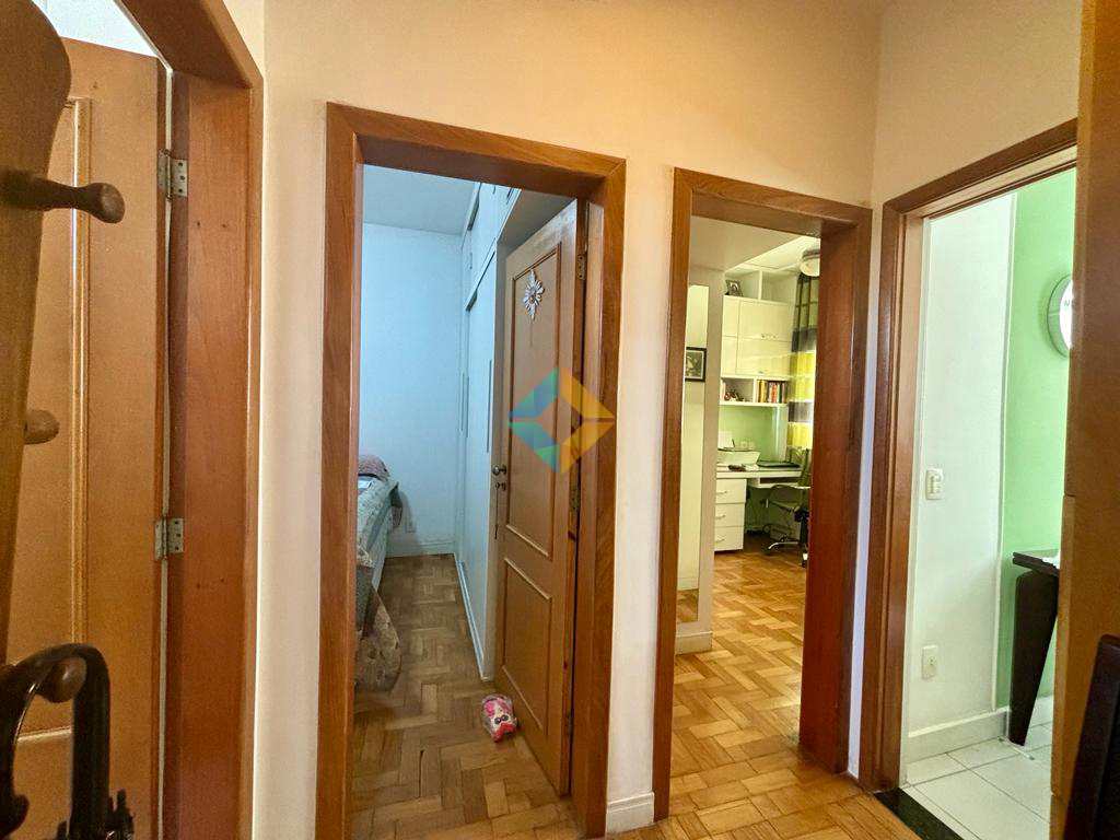 Apartamento à venda com 2 quartos, 70m² - Foto 8