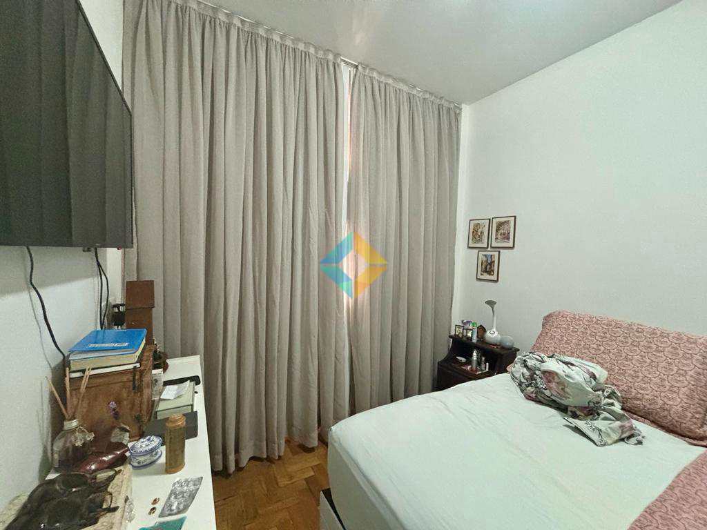 Apartamento à venda com 2 quartos, 70m² - Foto 17