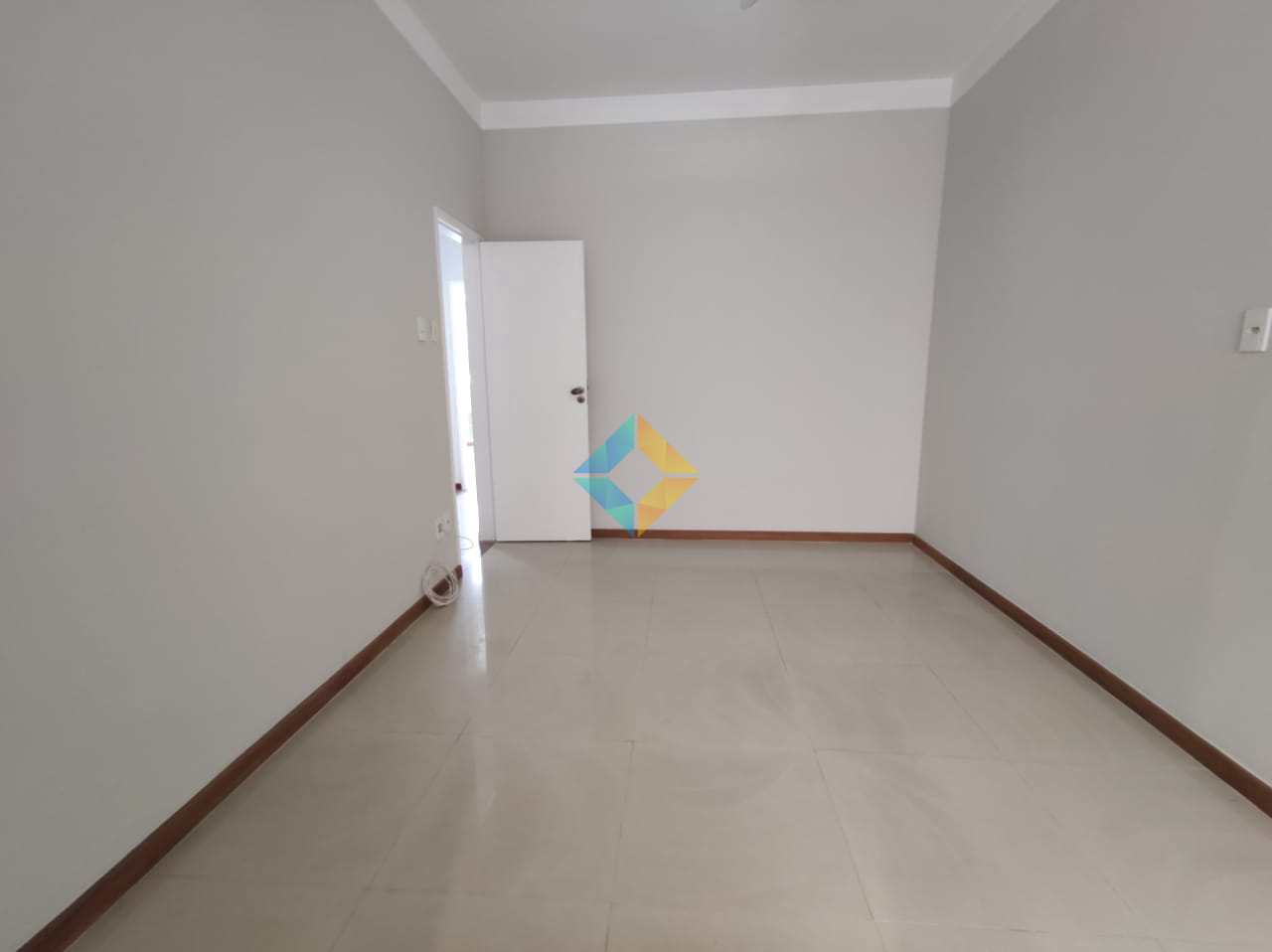 Apartamento à venda com 3 quartos, 130m² - Foto 13