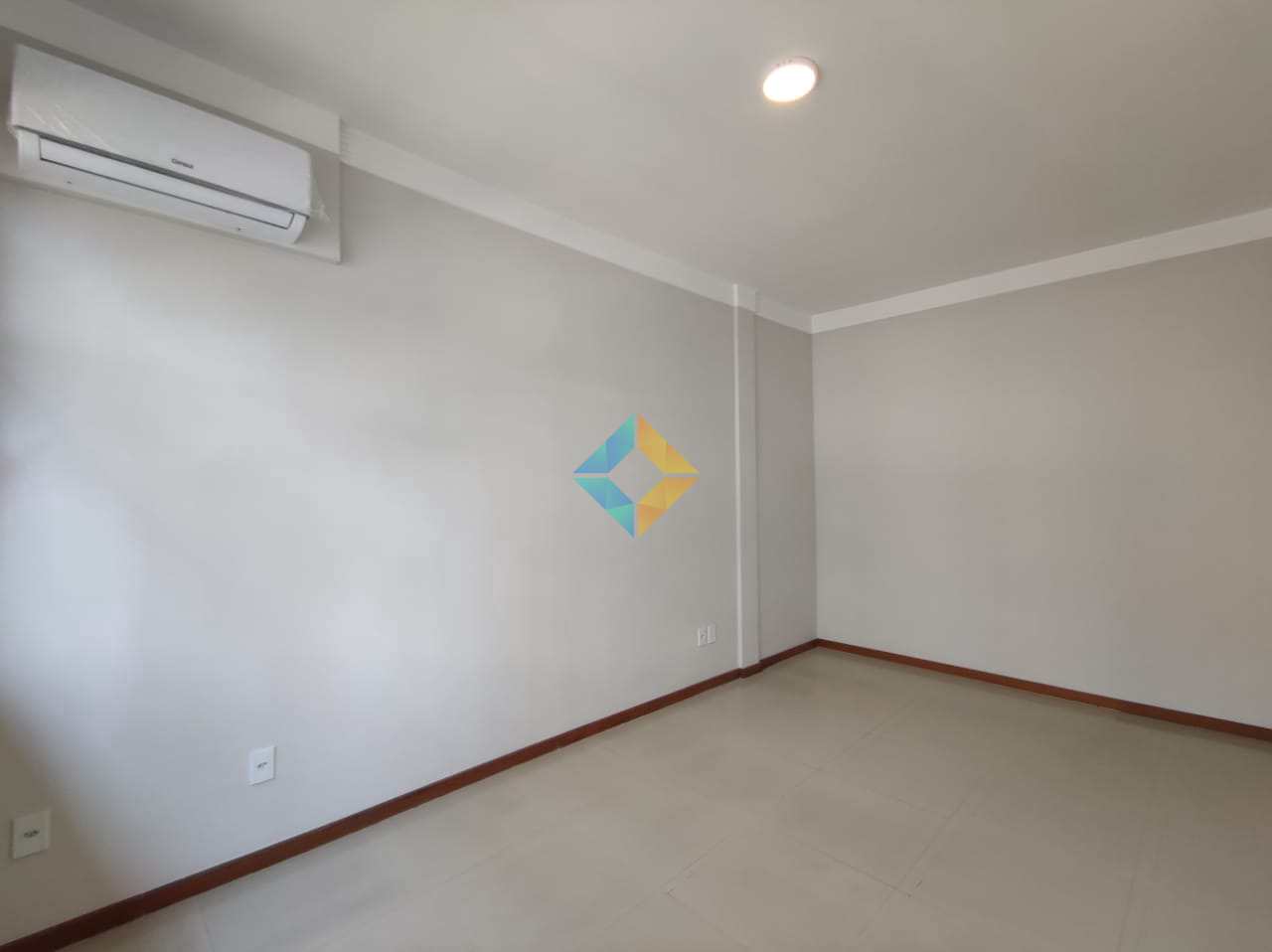 Apartamento à venda com 3 quartos, 130m² - Foto 14