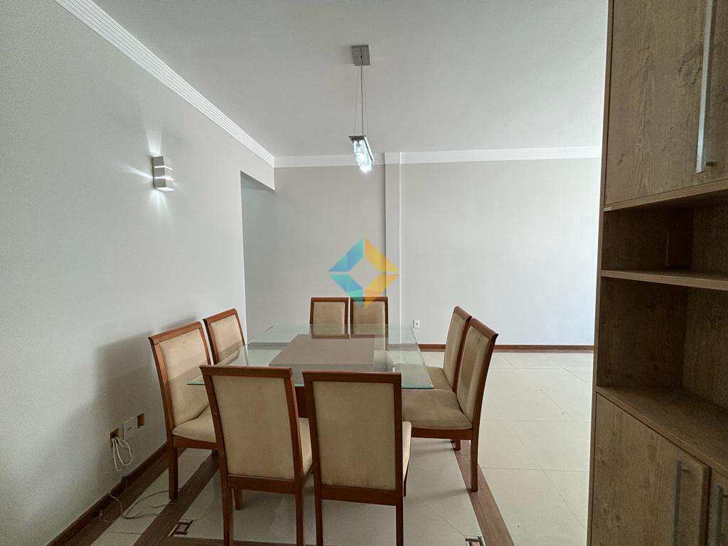 Apartamento à venda com 3 quartos, 130m² - Foto 3