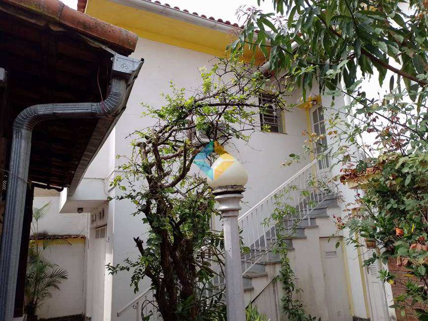 Casa à venda com 3 quartos, 360m² - Foto 6