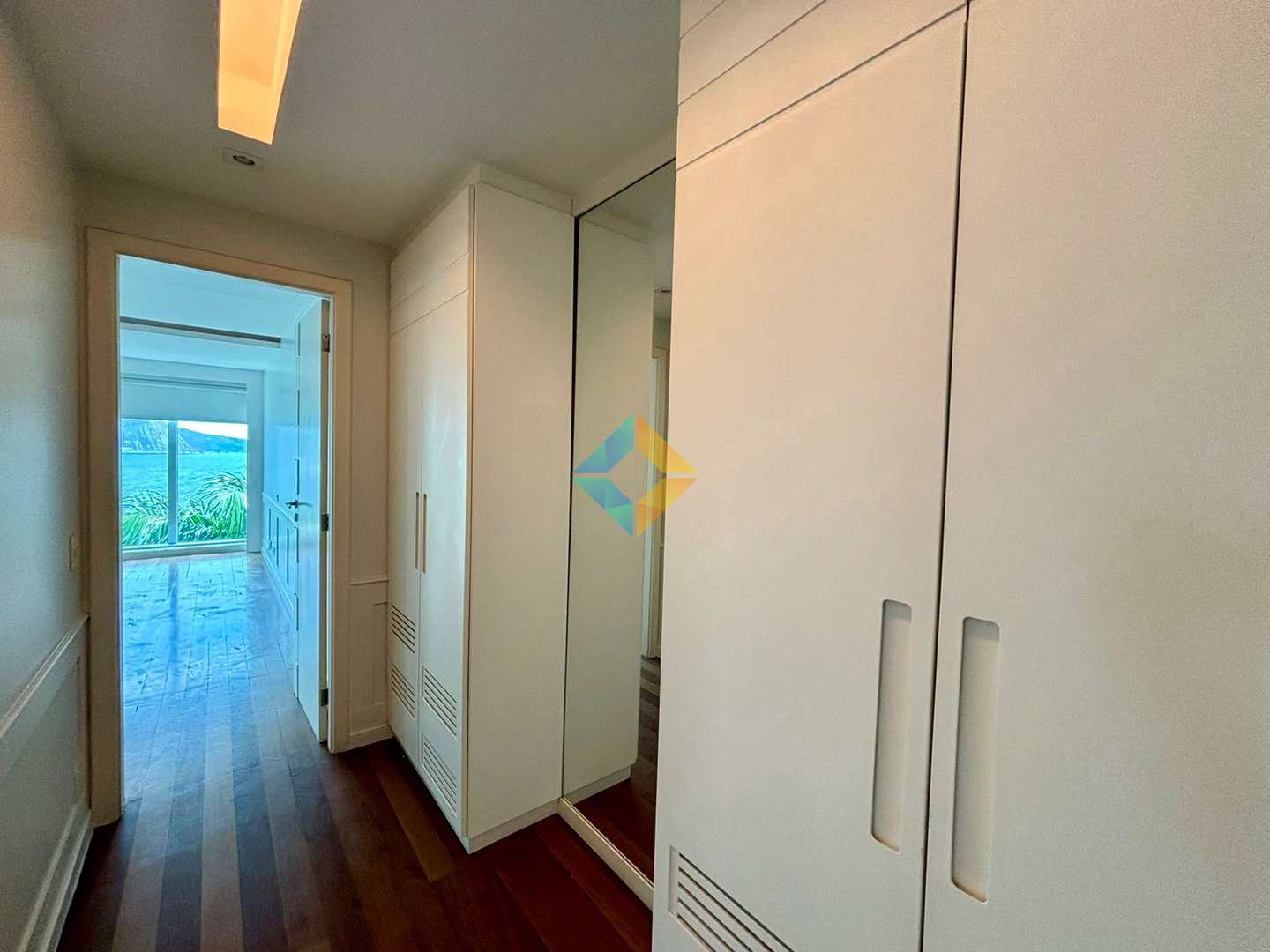 Apartamento à venda com 5 quartos, 420m² - Foto 18