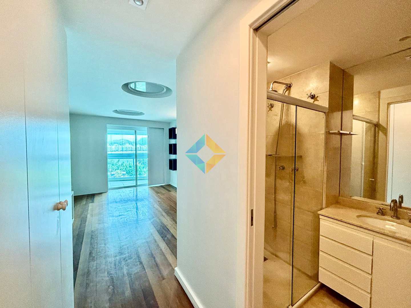 Apartamento à venda com 5 quartos, 420m² - Foto 32