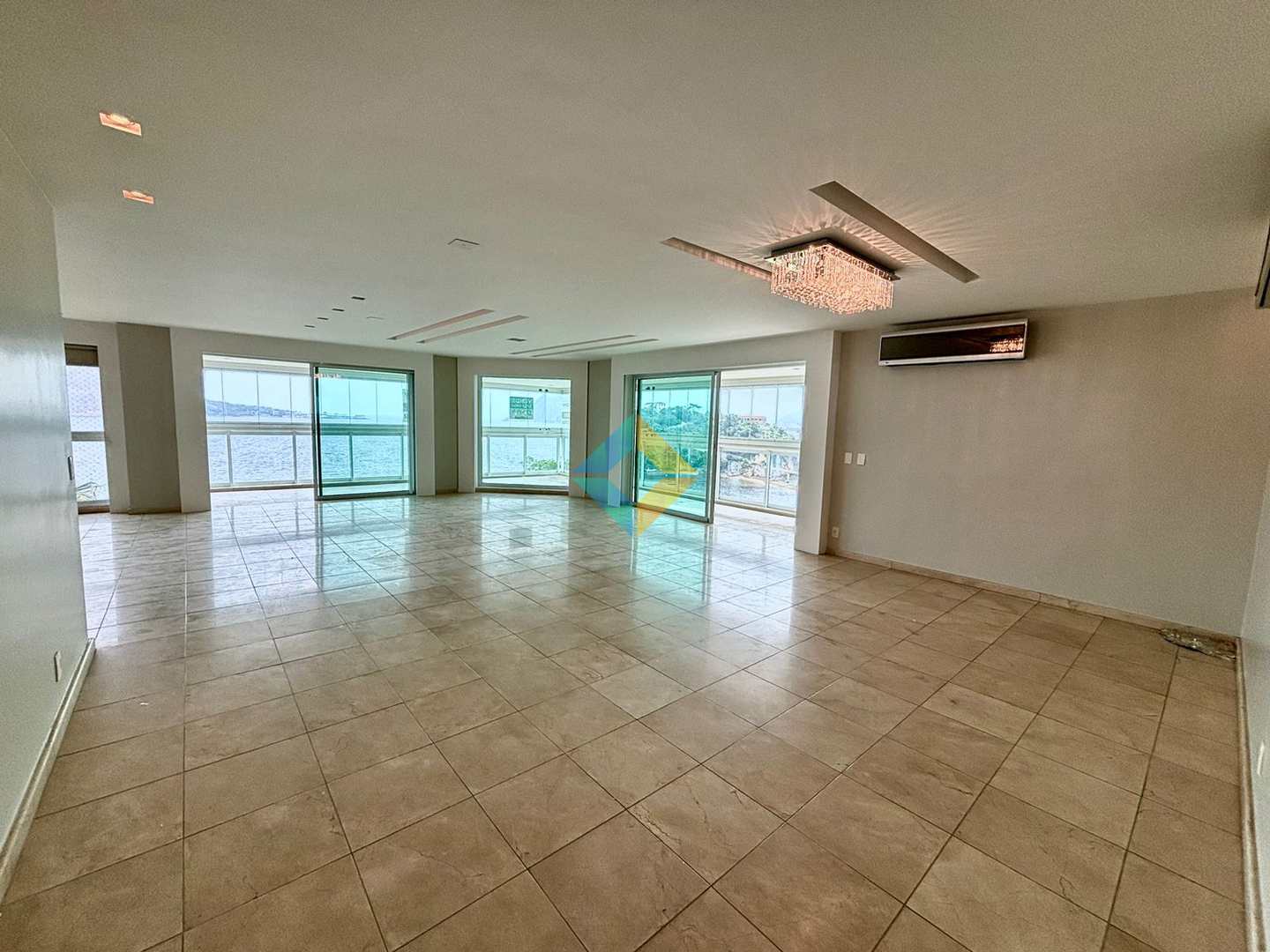 Apartamento à venda com 5 quartos, 420m² - Foto 6