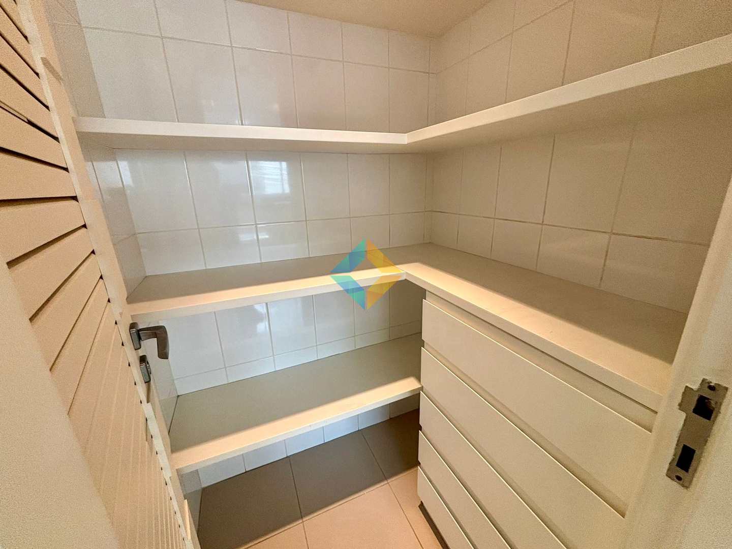 Apartamento à venda com 5 quartos, 420m² - Foto 46