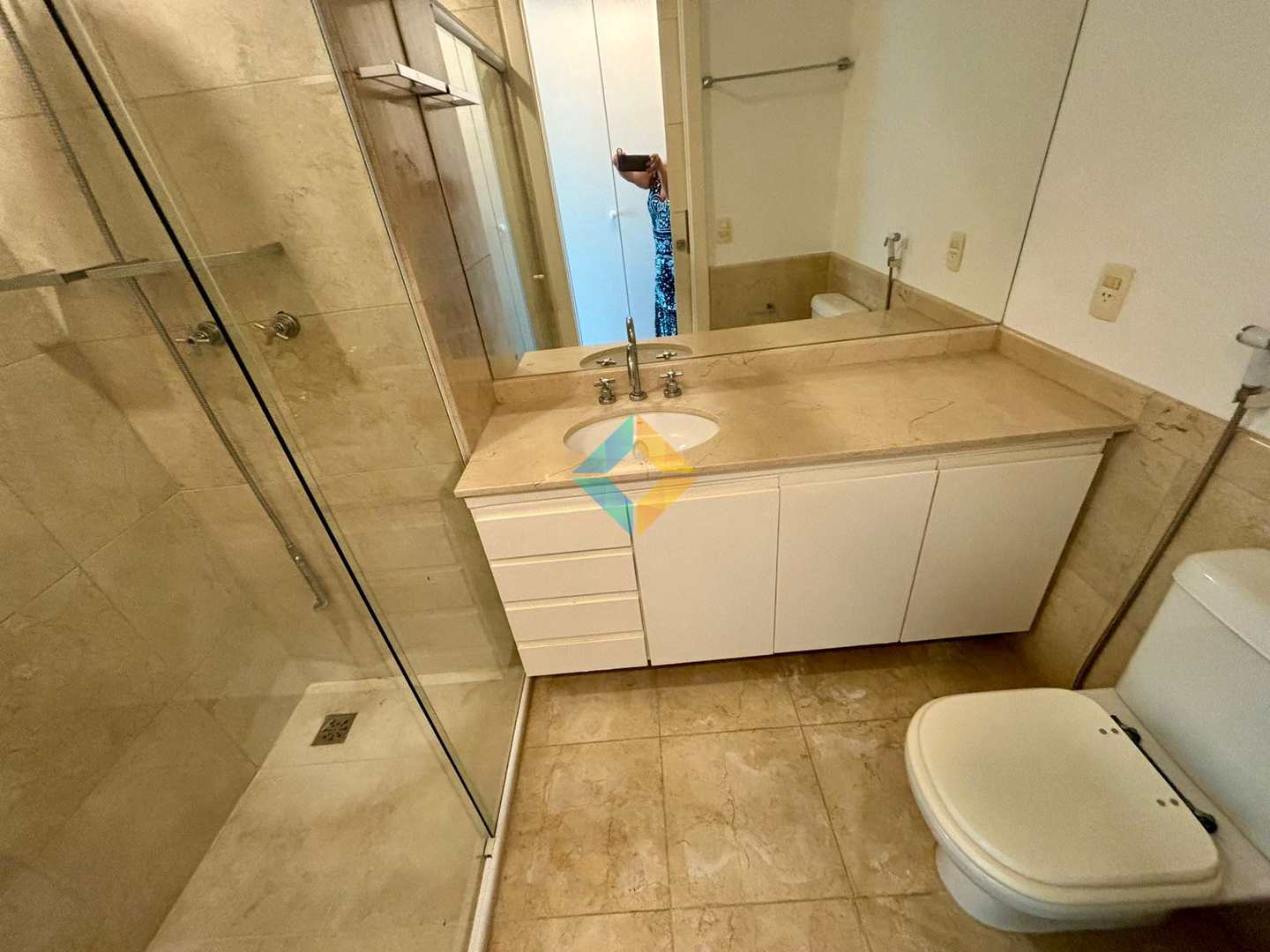 Apartamento à venda com 5 quartos, 420m² - Foto 25