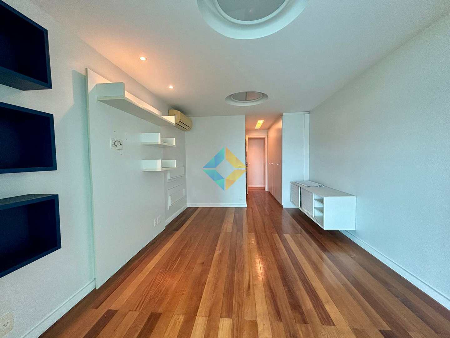 Apartamento à venda com 5 quartos, 420m² - Foto 35