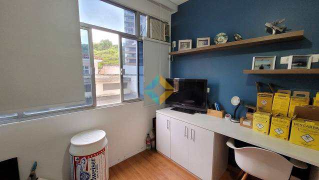 Apartamento à venda com 3 quartos, 116m² - Foto 8