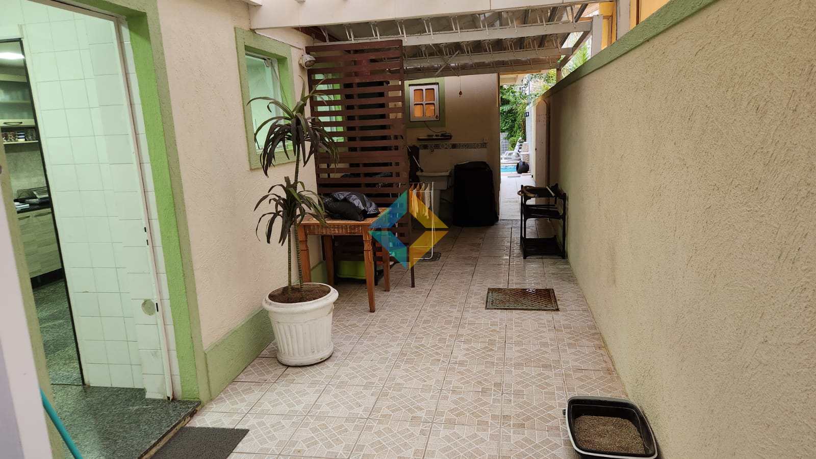 Casa à venda com 4 quartos, 200m² - Foto 6