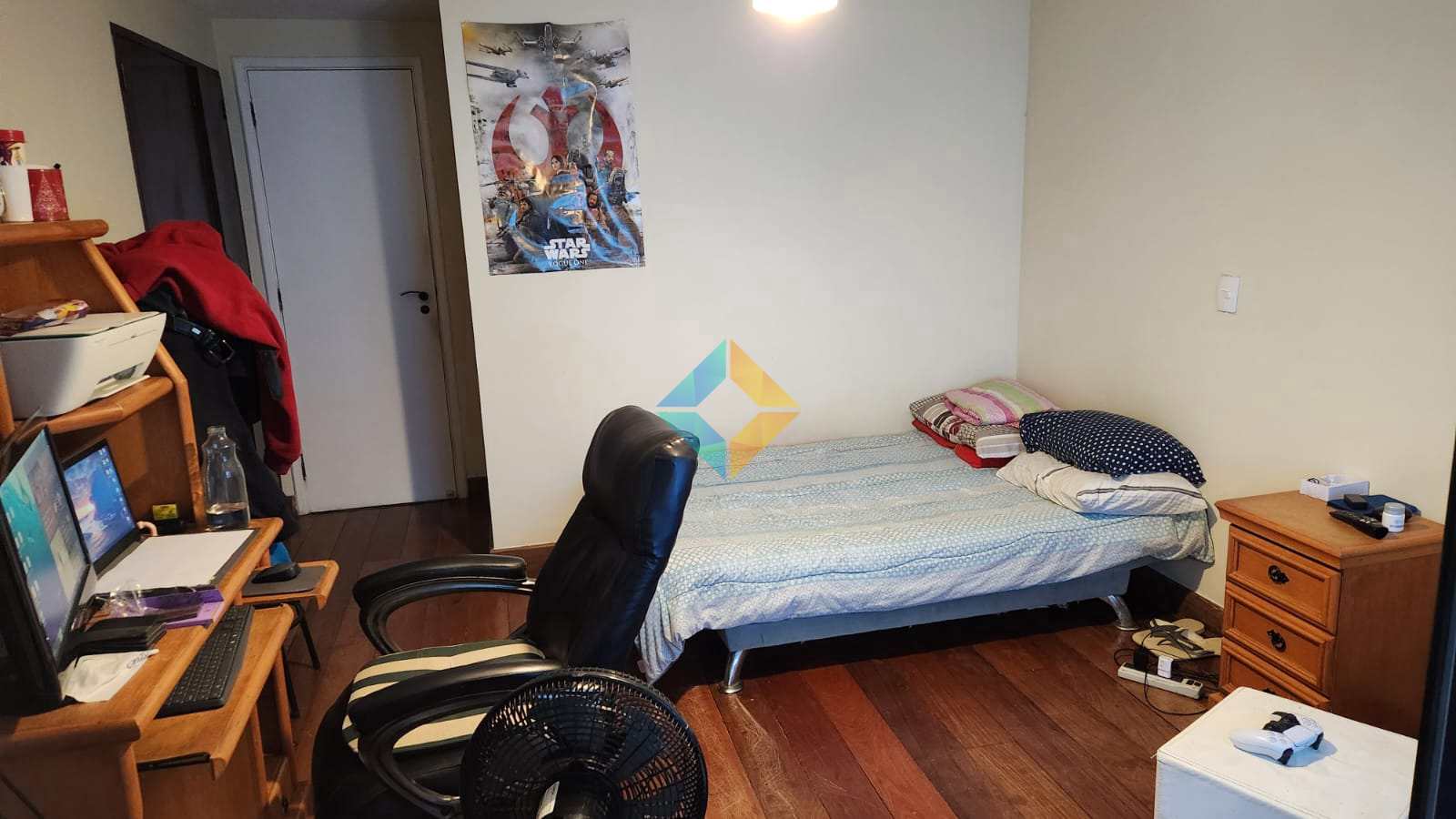 Casa à venda com 4 quartos, 200m² - Foto 21