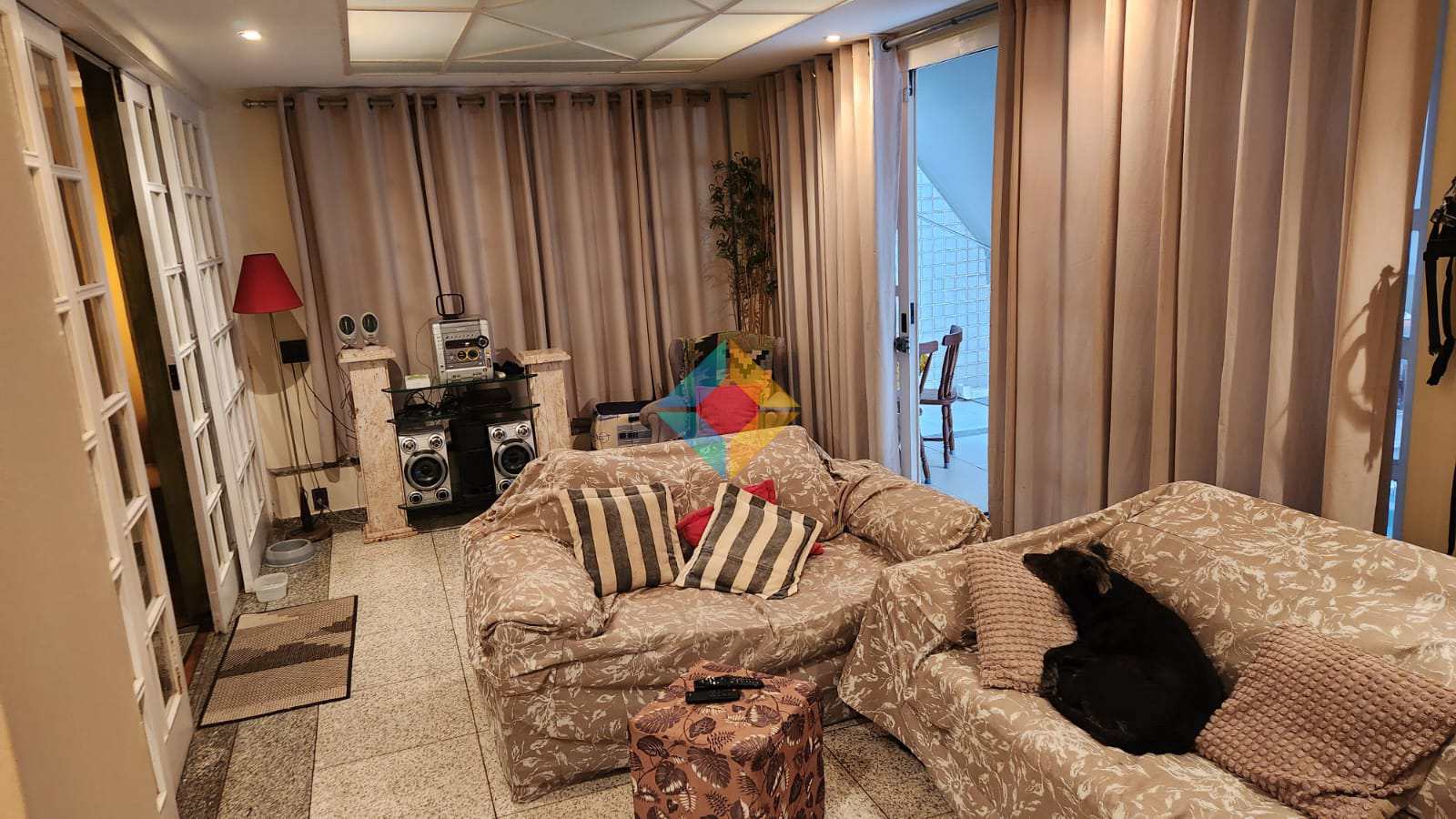 Casa à venda com 4 quartos, 200m² - Foto 7