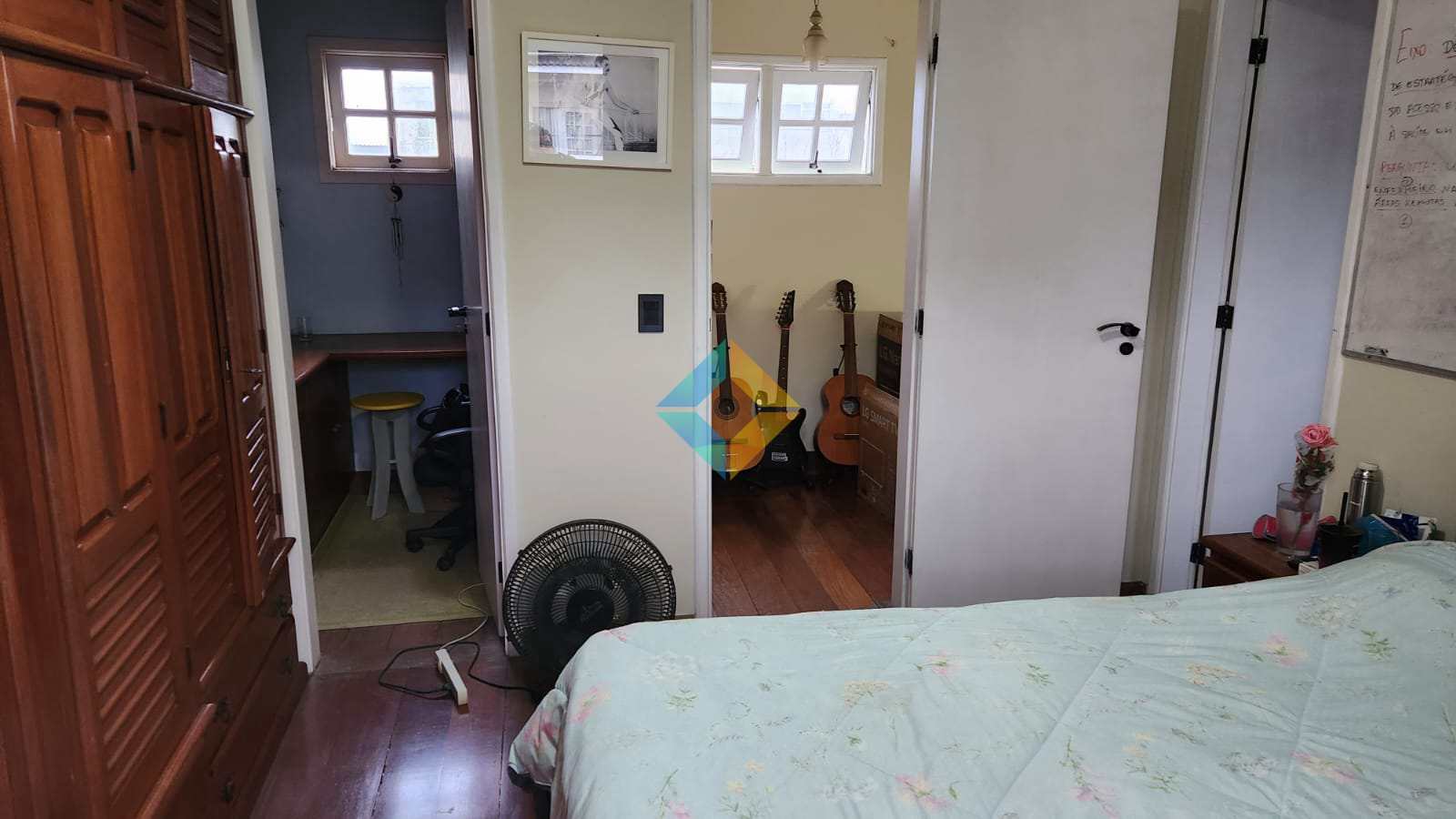 Casa à venda com 4 quartos, 200m² - Foto 16