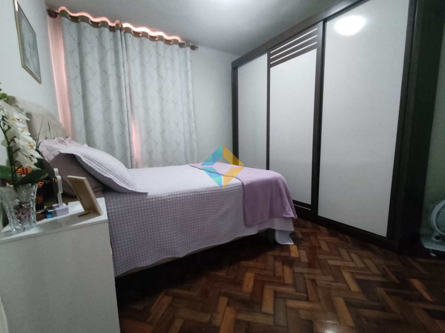 Apartamento à venda com 2 quartos, 78m² - Foto 4