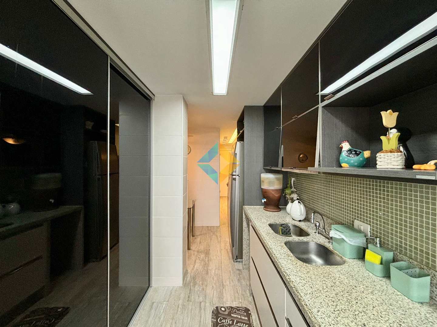 Apartamento à venda com 4 quartos, 150m² - Foto 32