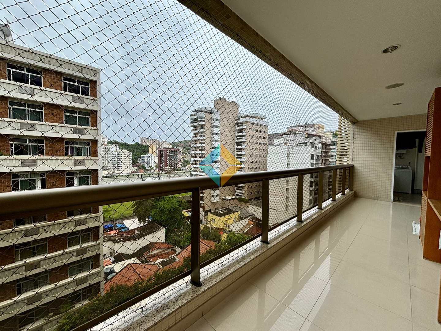 Apartamento à venda com 4 quartos, 150m² - Foto 12