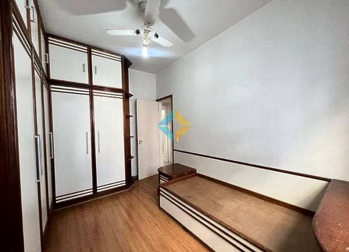 Apartamento à venda com 4 quartos, 155m² - Foto 8