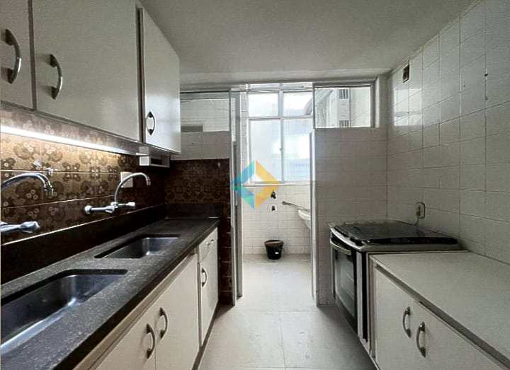 Apartamento à venda com 4 quartos, 155m² - Foto 19