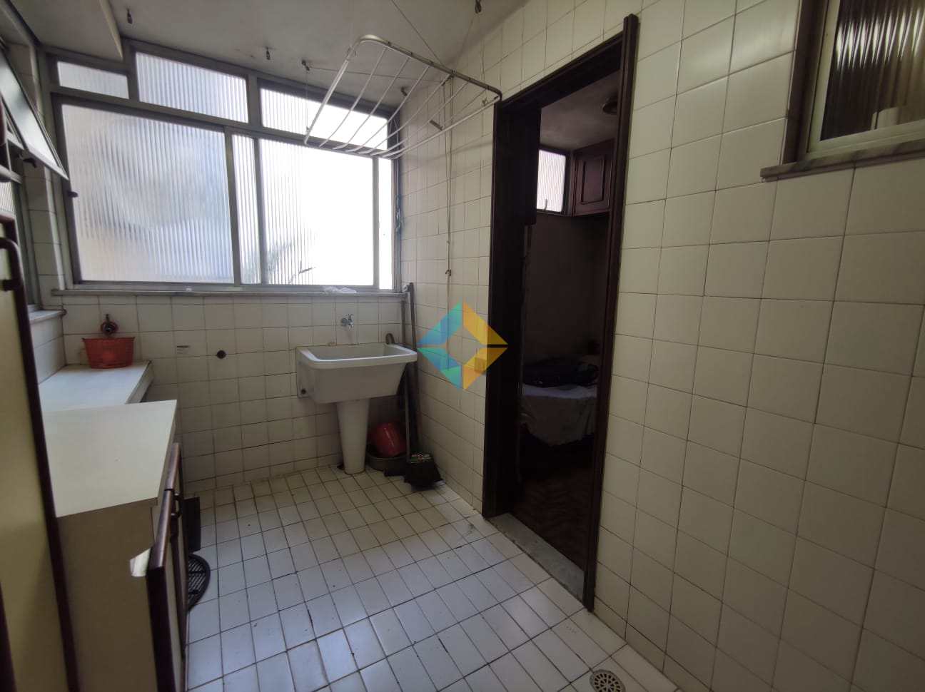 Apartamento à venda com 3 quartos, 190m² - Foto 25