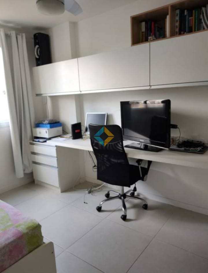 Apartamento à venda com 3 quartos, 105m² - Foto 12