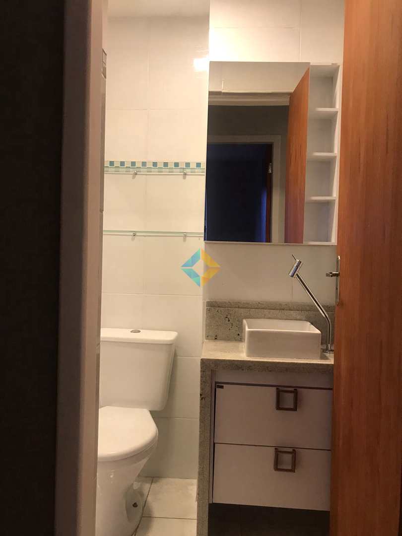 Apartamento à venda com 2 quartos, 60m² - Foto 14