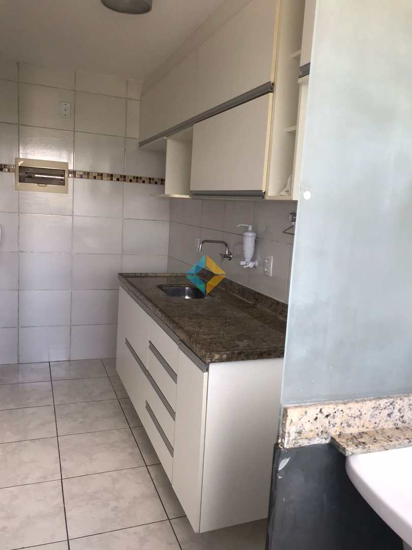 Apartamento à venda com 2 quartos, 60m² - Foto 19