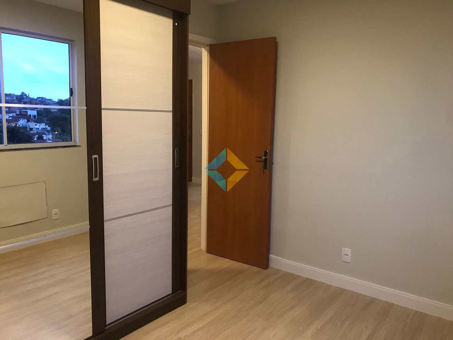 Apartamento à venda com 2 quartos, 60m² - Foto 15